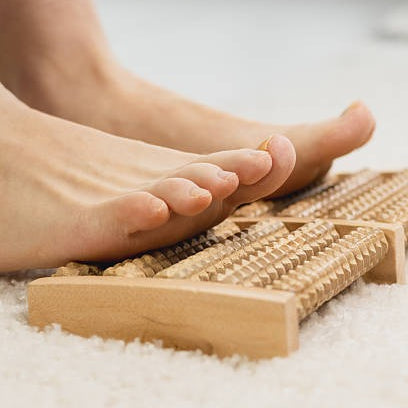 lynxbuy.com_wooden_foot_massager_roller_3a